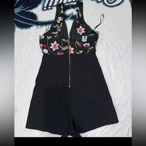 Bebe Romper floral size xsmall